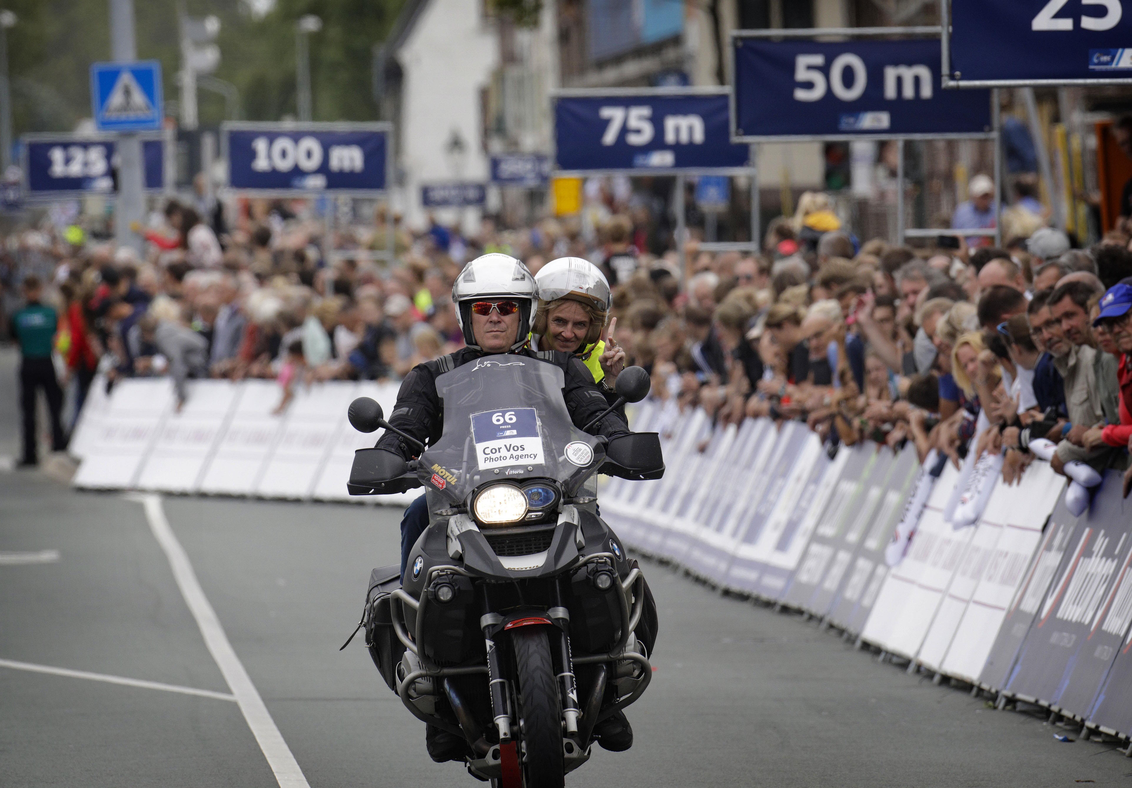 Markéta Navrátilová v akci na Tour de France