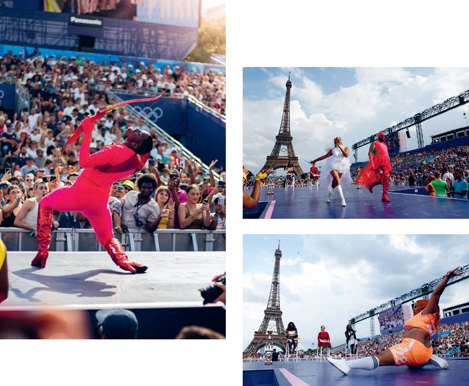 Tanečníci a tanečnice vogue na pódiu v Champions Parku na Trocadéru v Paříži 1. srpna 2024, před zahájením olympijských her, foto: Antonin Portmann